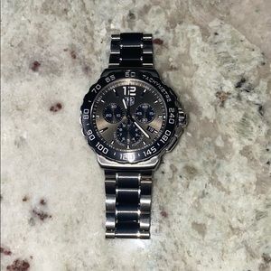 Tag Heuer Formula 1 Chronograph Grey  Men Watch